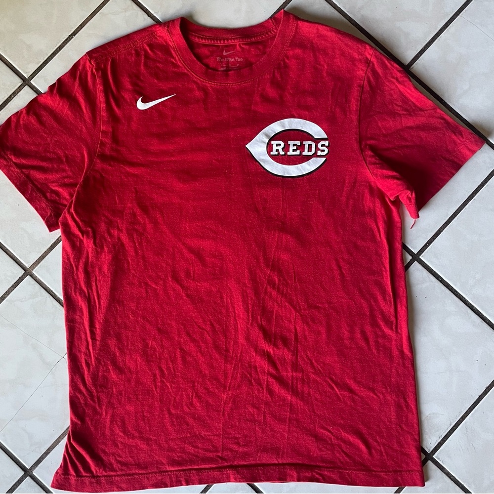 Nike Cincinnati Reds Tee, De La Cruz on back! Men’s medium!